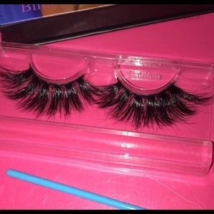 25MM STRIP LASHES With Free lash brush✨